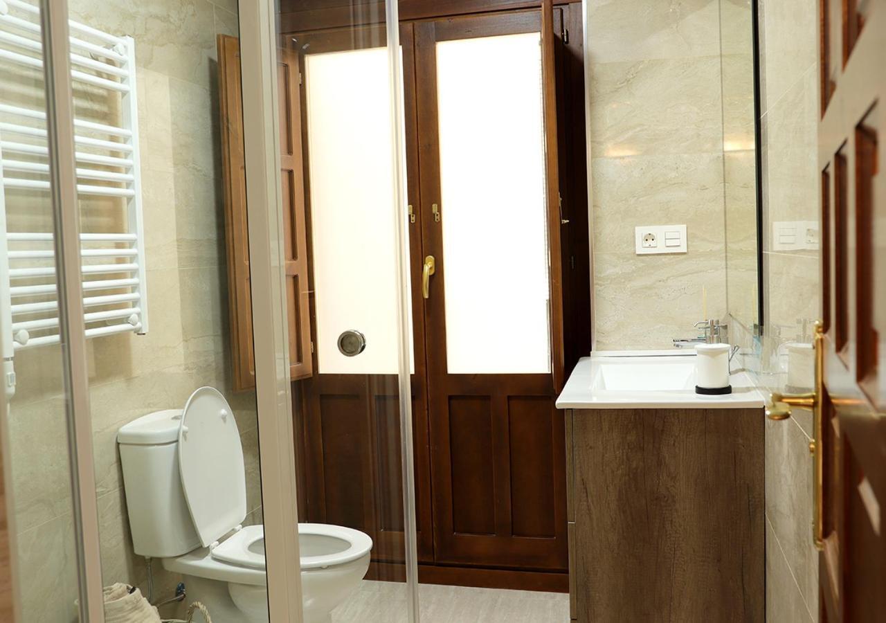 Deluxe Cathedral Apartment Гранада Екстериор снимка